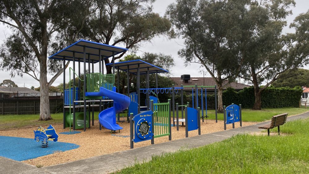 Geoffrey Carson Reserve Playground