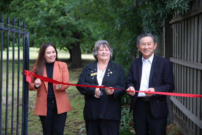 Councillors cutting ribbon