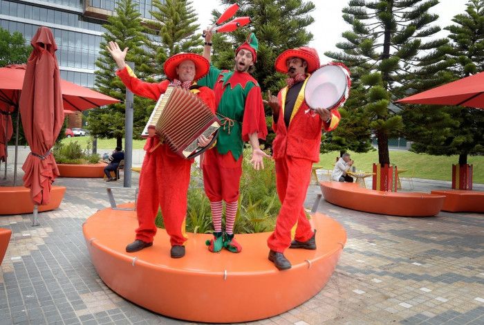 Musicians in Harmony Square 