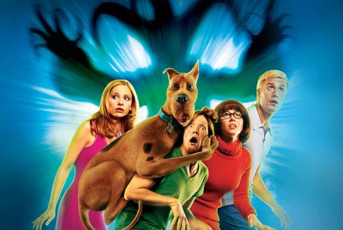 Scooby-Doo and the gang gazing into the distance