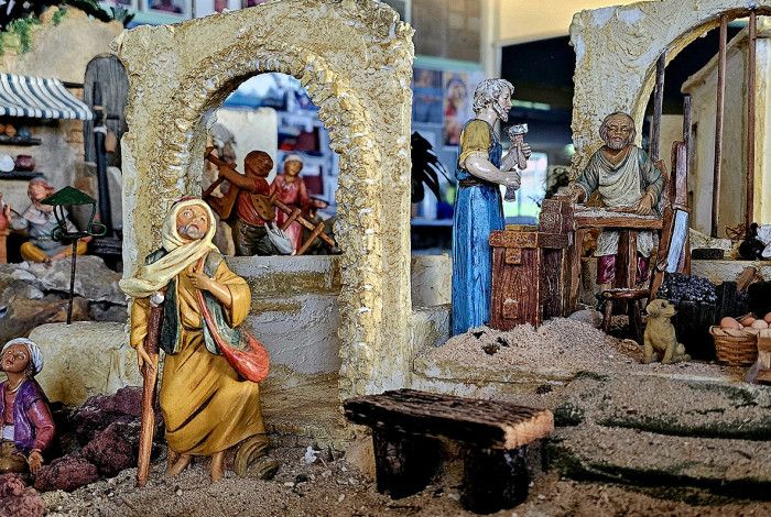 Nativity scene display