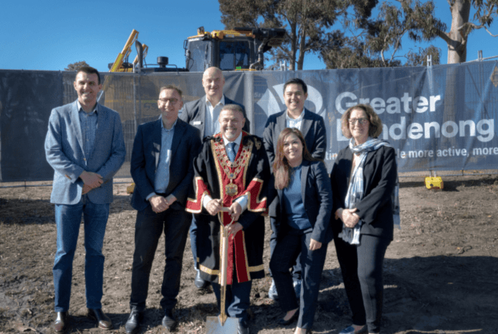 Councillors at Oasis Aquatics and Wellbeing
