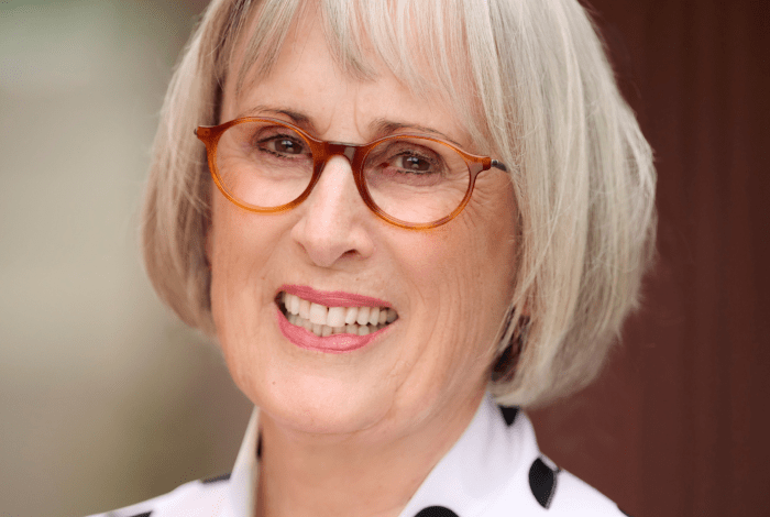 Headshot of author Amanda Hampson.