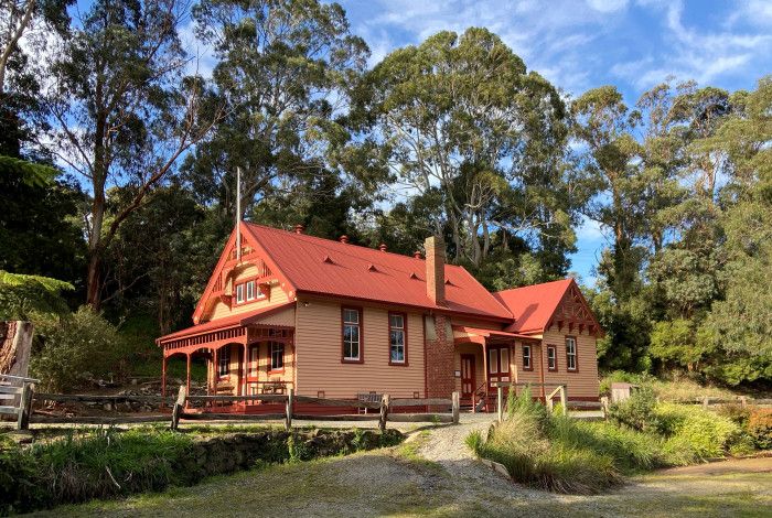 Building at coal creek
