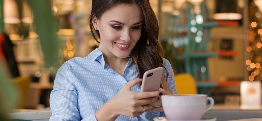 woman drinking coffee