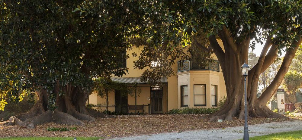 Heritage Hill building and gardens