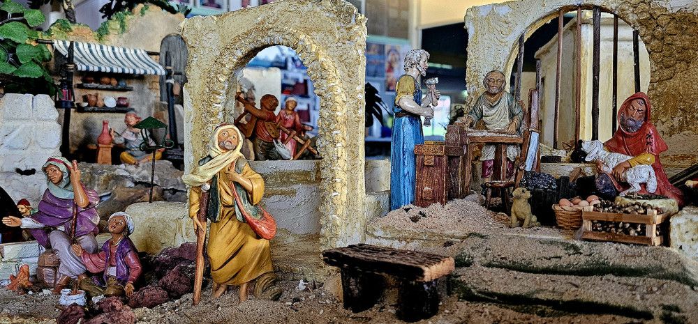 Nativity scene display