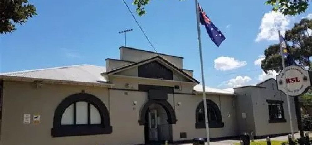 Outside of Oakleigh RSL