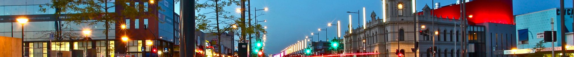 Lonsdale street at night