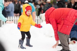 Snow play at Springvale Snow Fest 2022