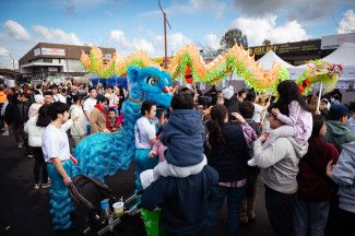 Dragon dance 