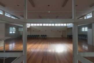 Edinburgh Hall, inside the hall, Foyer view